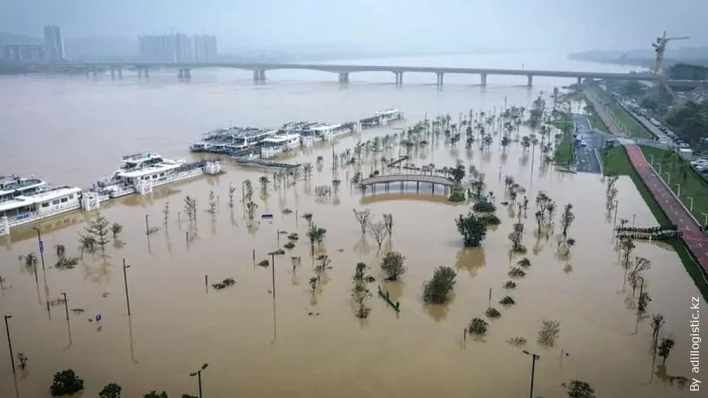 Сильное наводнение в Китае